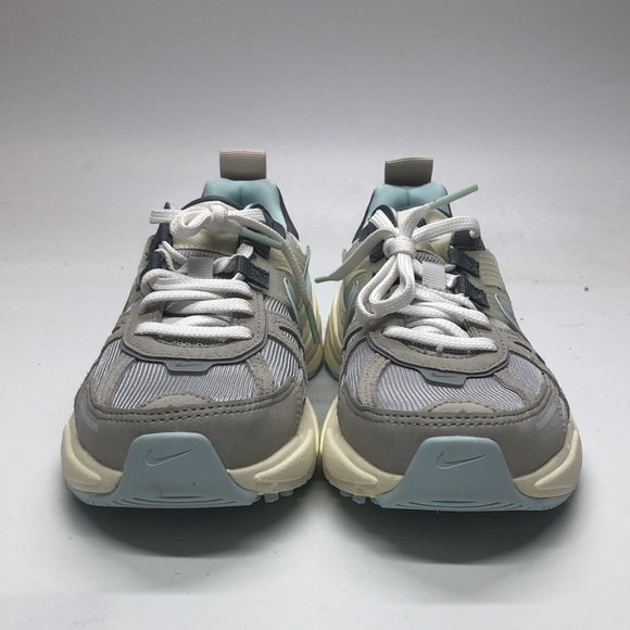 Women’s Nike V2K Run Blue/White FZ3596-072 NWOB - Picture 3 of 5